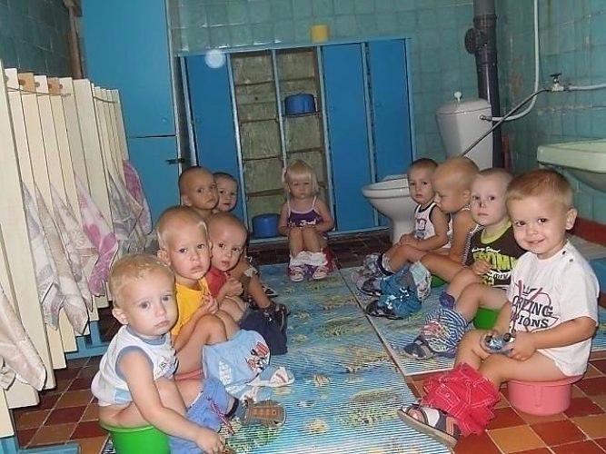 Своими, детский сад фото приколы