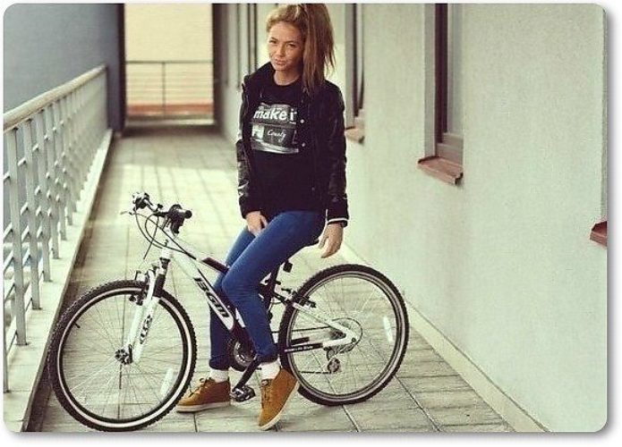 Меня бесит мама. Девушка врет. Бабы бесятся. Девушка бесит парня. Что делать если тебя бесит человек.