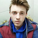 Лорен Конлон, 27 лет