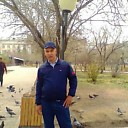 Кахрамон, 44 года
