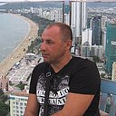 Лев, 53 года